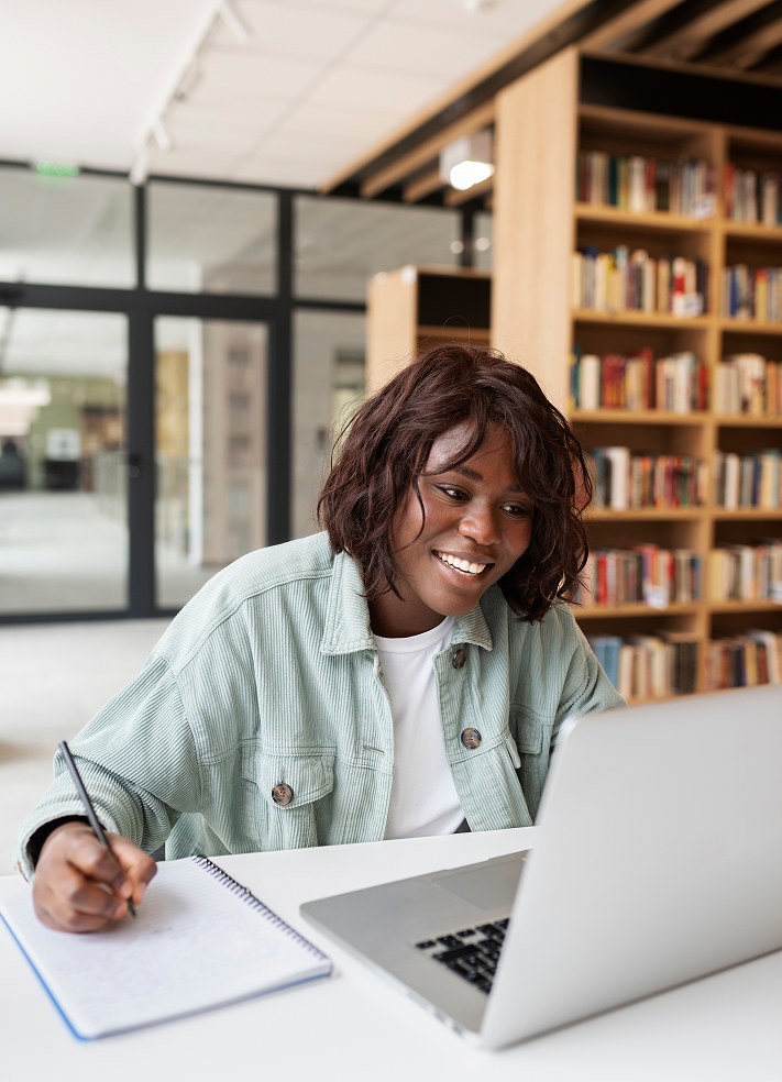 young-student-learning=young-student-learning-library